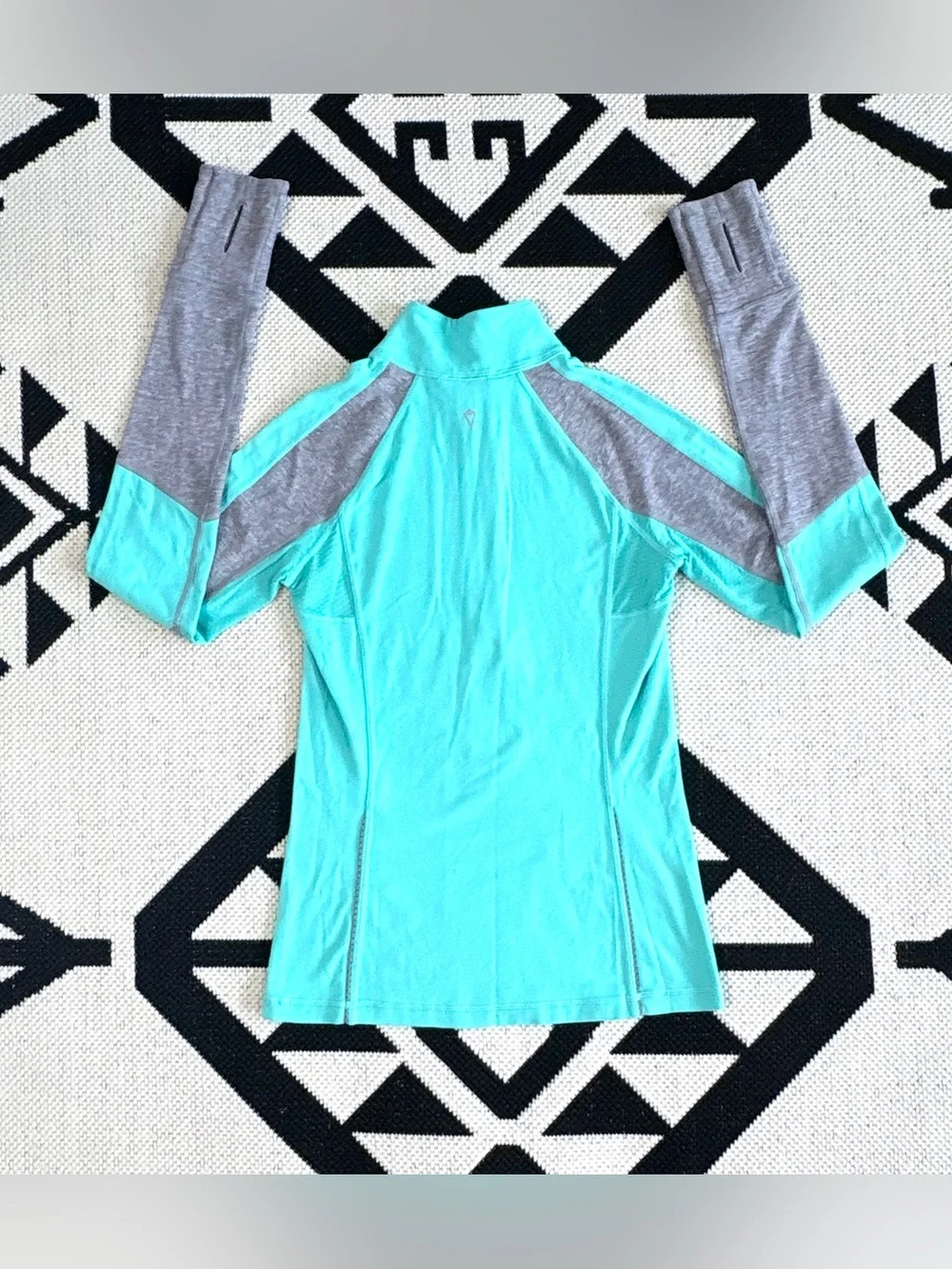 Girls Bundle of Athletic Clothing - Leggings, Tops, Sports Bra Large